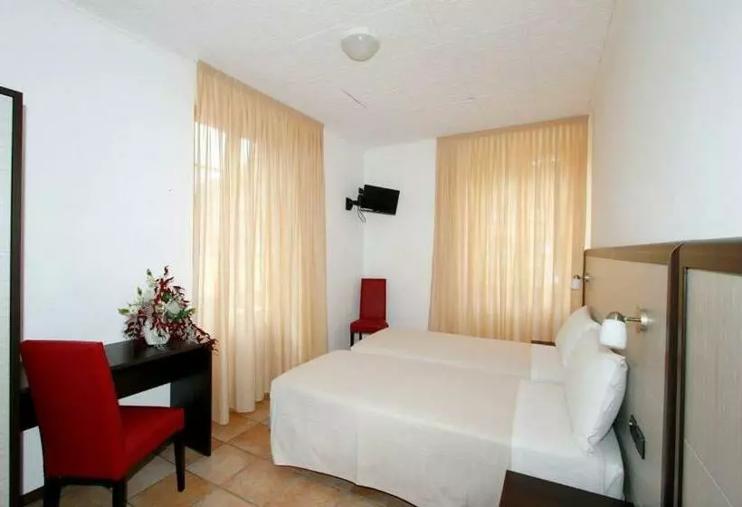 호텔 Albergo Maccagno