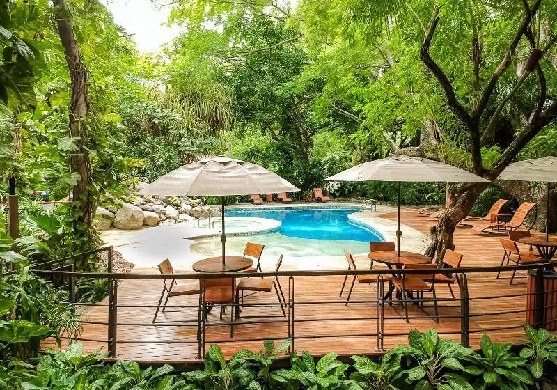 בית מלון כפרי Bosque Del Mar, Playa Hermosa