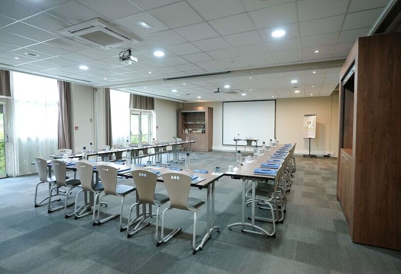 ホテル Campanile Paris Cdg Airport Villepinte