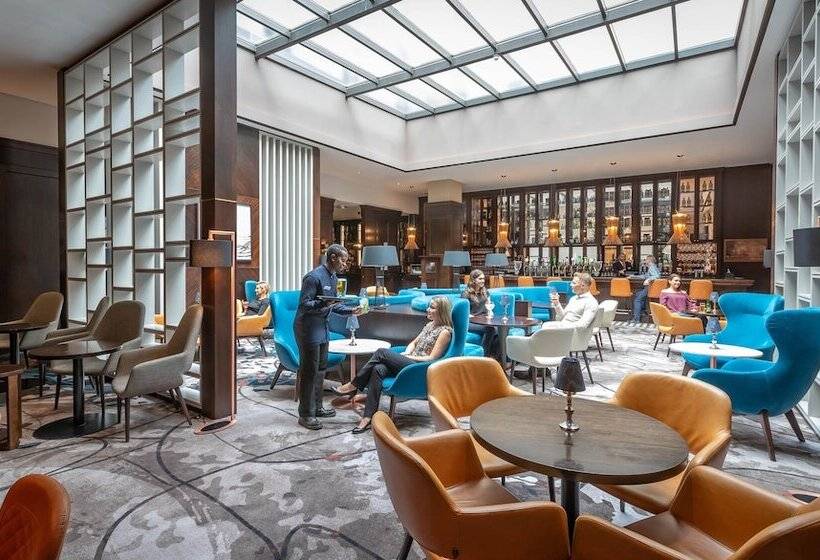 Clayton Hotel Dublin Airport