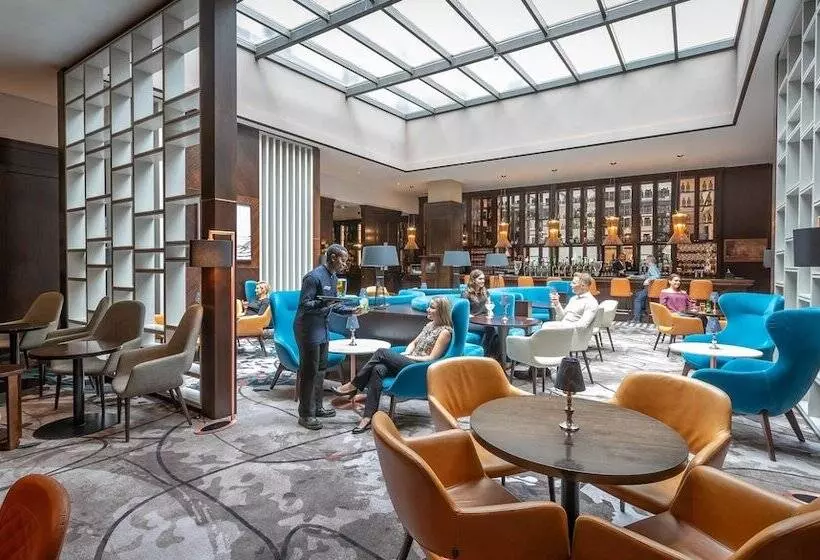 Clayton Hotel Dublin Airport