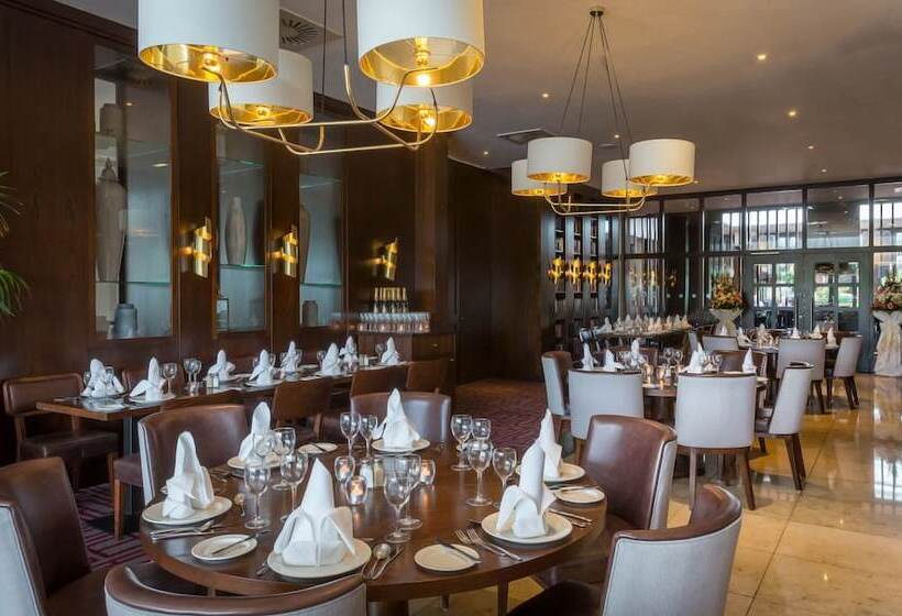 Clayton Hotel Dublin Airport