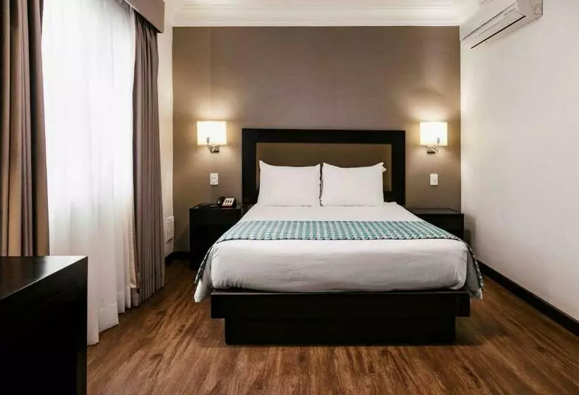 هتل Costa Del Sol Wyndham Piura