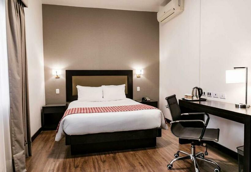 ホテル Costa Del Sol Wyndham Piura