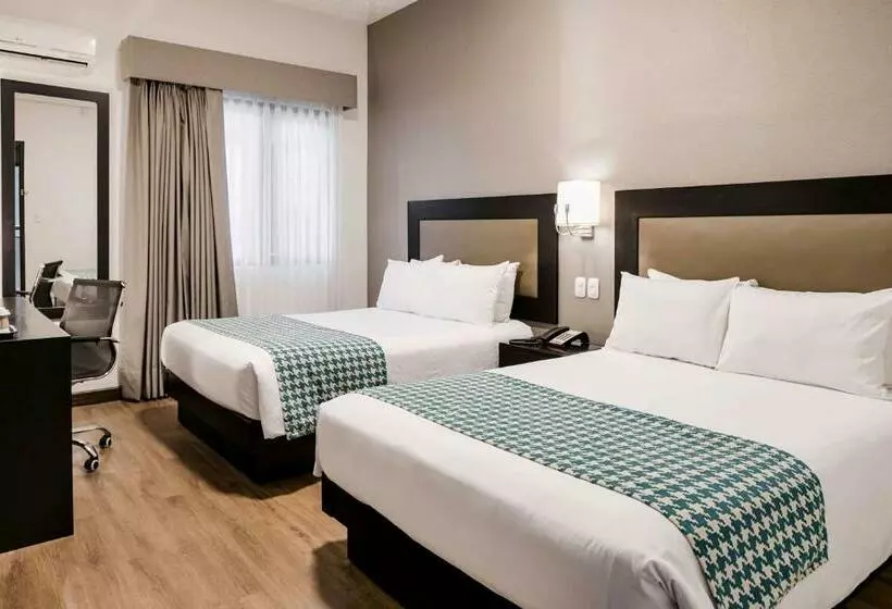 هتل Costa Del Sol Wyndham Piura