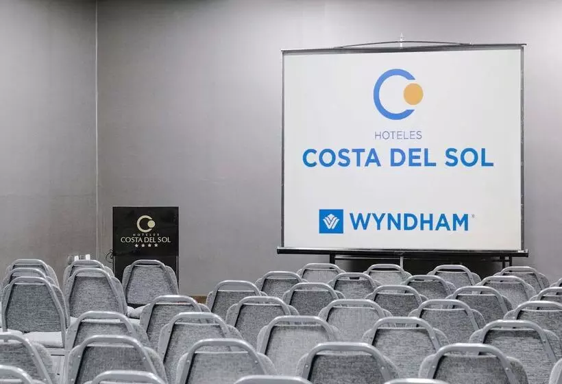 هتل Costa Del Sol Wyndham Piura