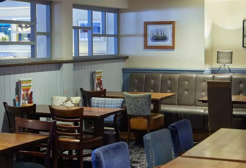 호텔 Farmhouse Innlodge By Greene King Inns