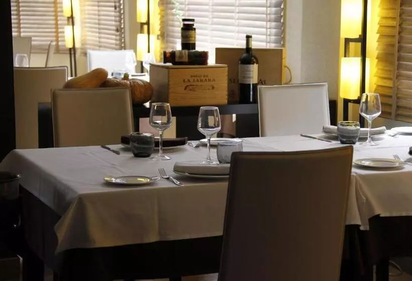 Отель Fuente El Cura