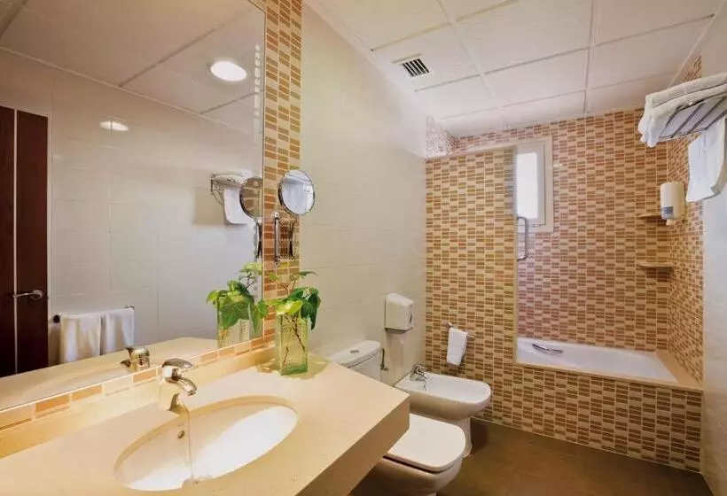 Отель Fuente El Cura