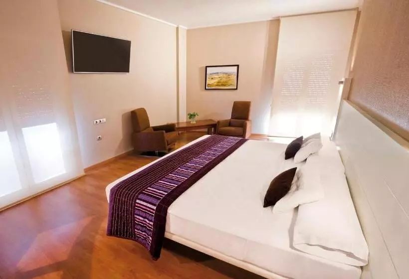 Отель Fuente El Cura