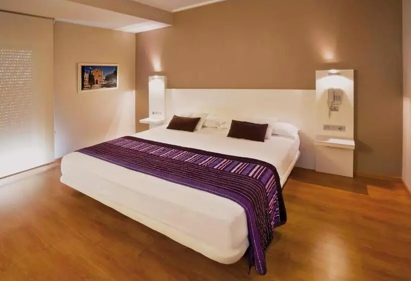 Отель Fuente El Cura