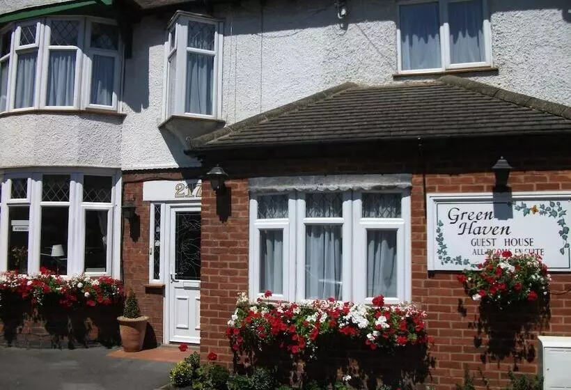 Otel Green Haven Guest House