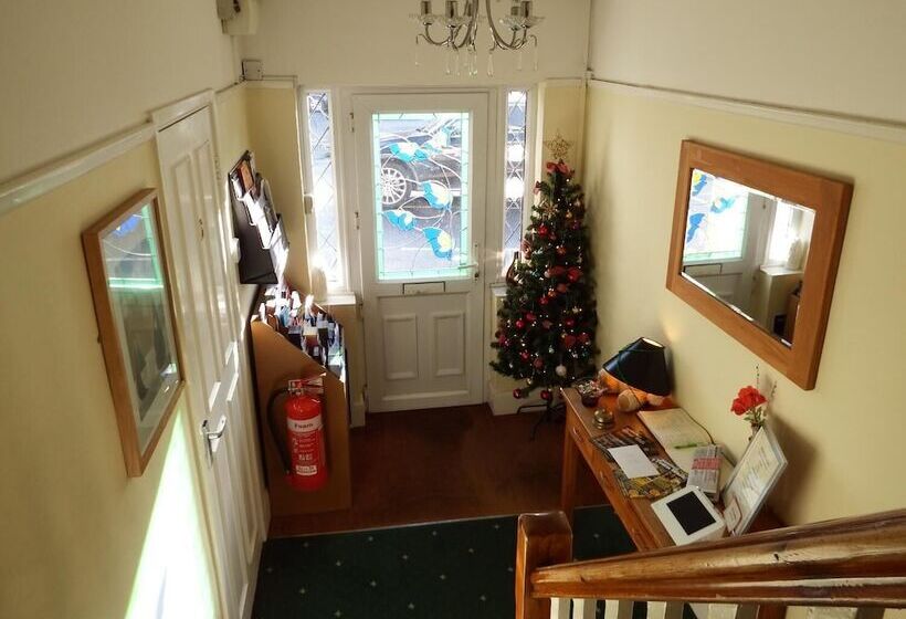 호텔 Green Haven Guest House