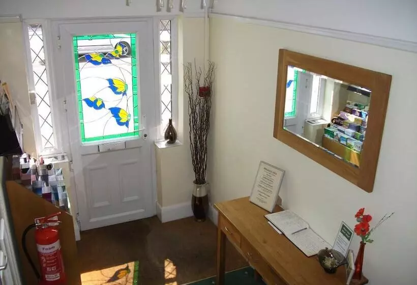 Otel Green Haven Guest House