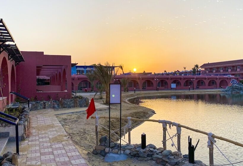 هتل MG Alexander The Great