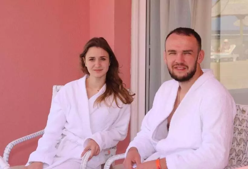 ホテル MG Alexander The Great