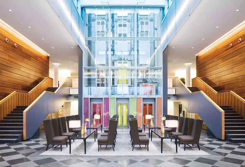 Mövenpick Hotel Stuttgart Airport