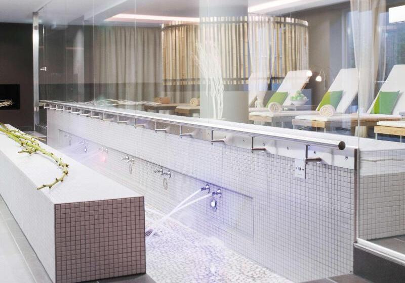 Mövenpick Hotel Stuttgart Airport