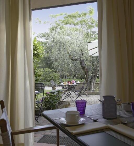 فندق Residenza Sant’anna Del Volterraio