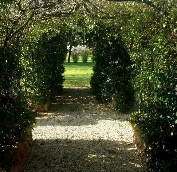 فندق Resort E Spa San Crispino