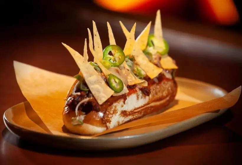 هتل The Landmark Mandarin Oriental Hong Kong