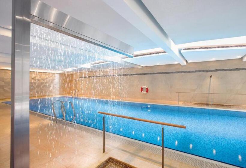 هتل The Landmark Mandarin Oriental Hong Kong