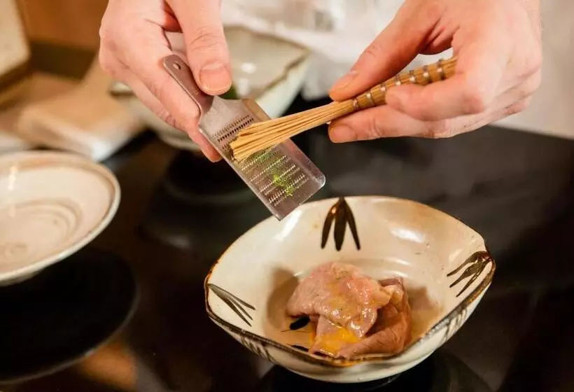 هتل The Landmark Mandarin Oriental Hong Kong