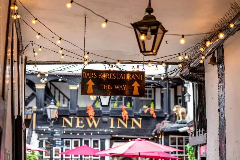 فندق The New Inn By Roomsbooked