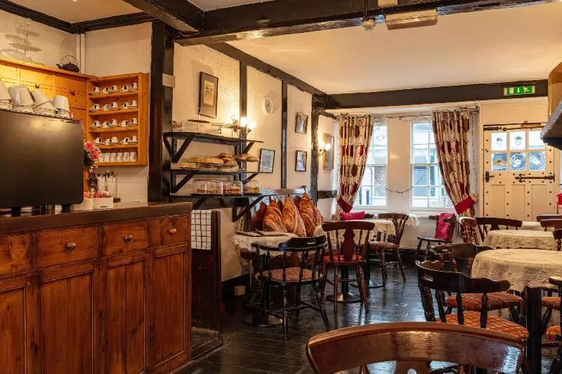 فندق The New Inn By Roomsbooked