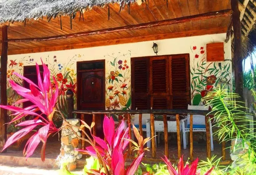 호텔 Waikiki Zanzibar Resort