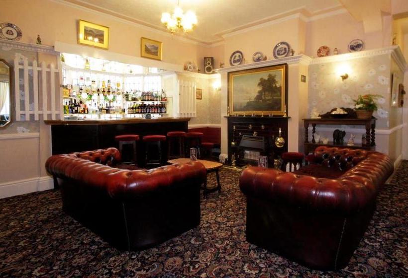 ホテル Warwick House