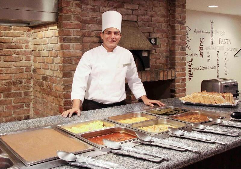 Novotel Monterrey Valle