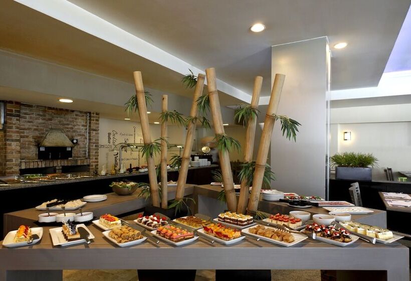 Novotel Monterrey Valle