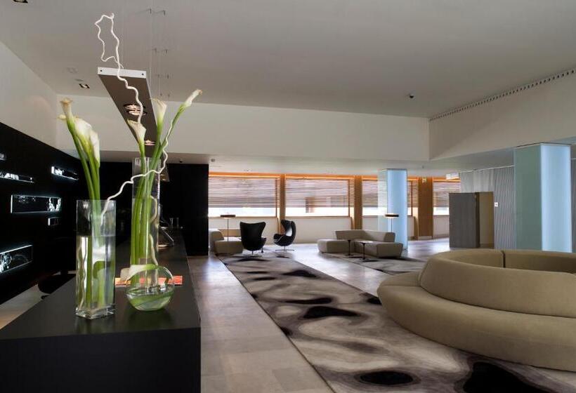 Parador De Alcala de Henares