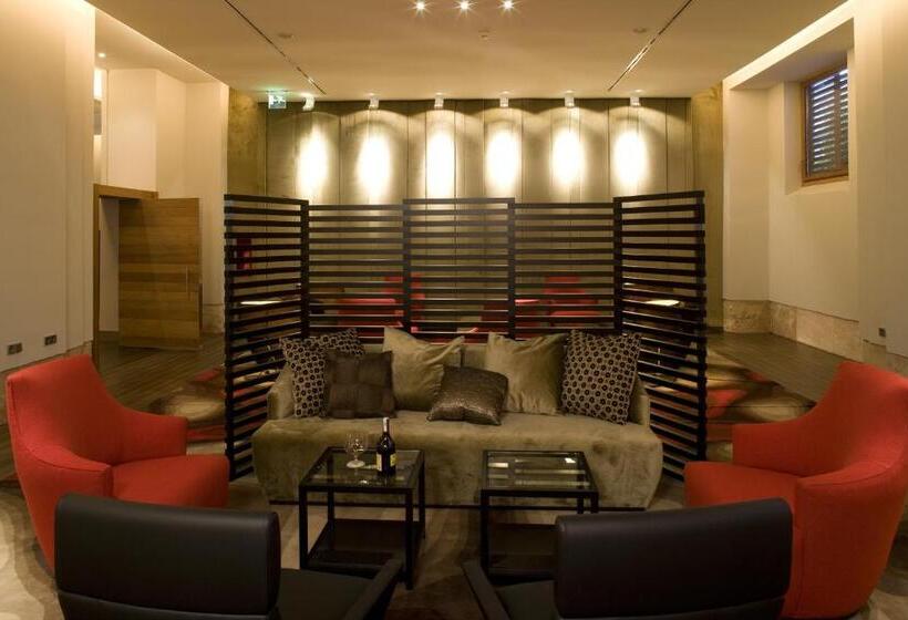 Parador De Alcala de Henares