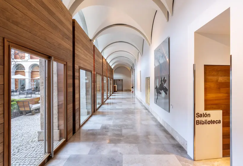 Parador De Alcala de Henares