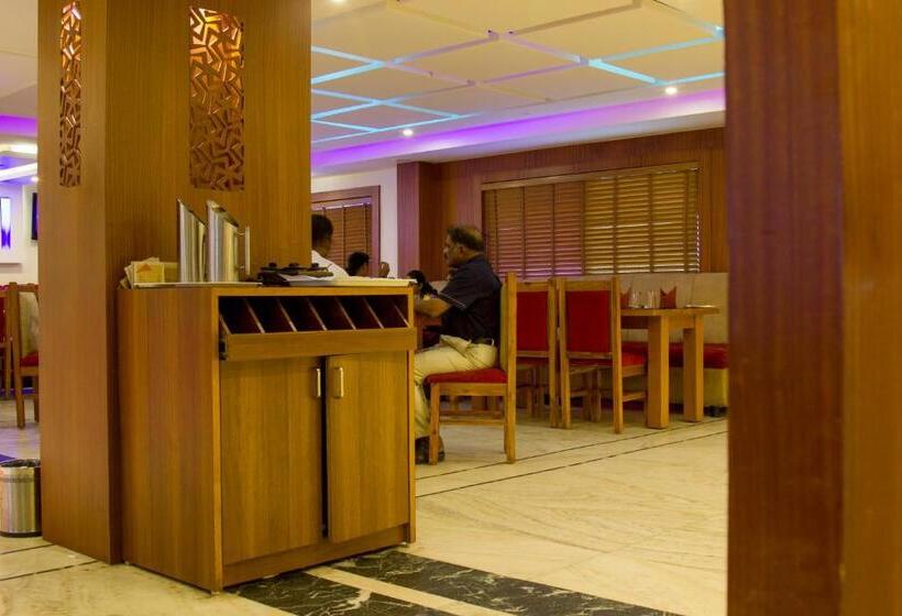 בית מלון כפרי Royal Regency