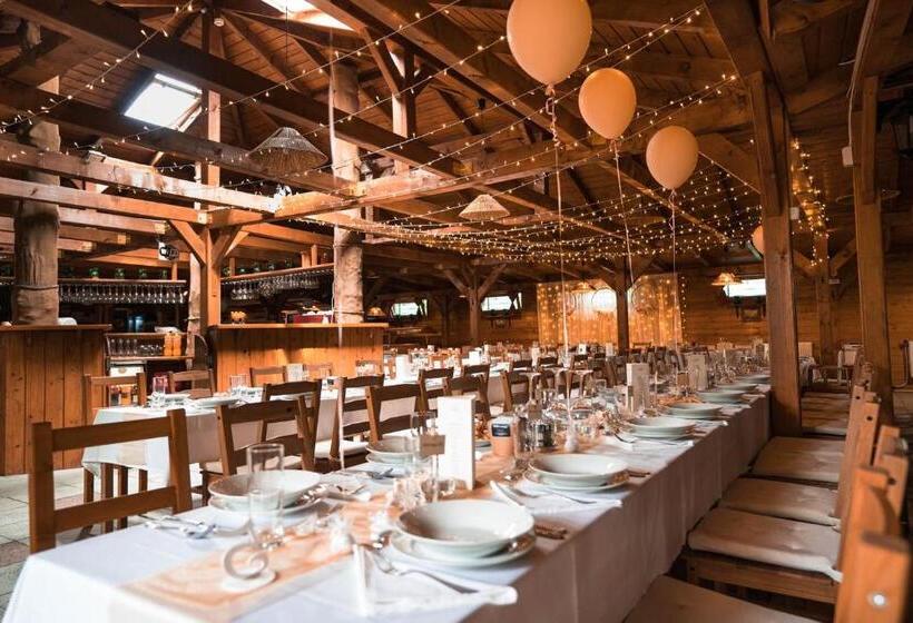 住宿加早餐 Vadvirág Vendéglő és Panzió