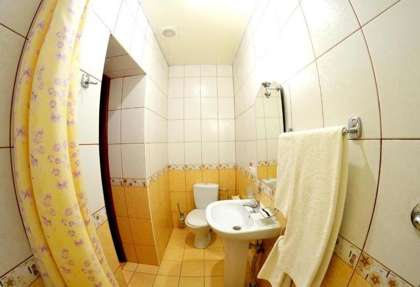 בית מלון כפרי Afina