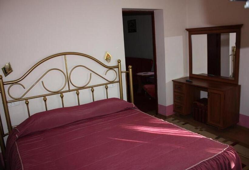 호텔 Gostynnyi Dvir