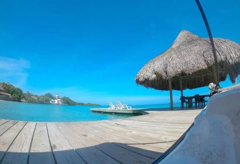 ホテル Isla Los Erizos Ecohouse
