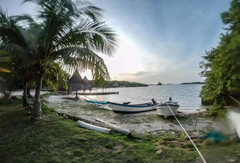 ホテル Isla Los Erizos Ecohouse