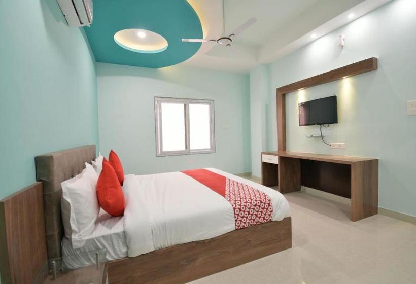 בית מלון כפרי Oyo 41677  Pratap Palace