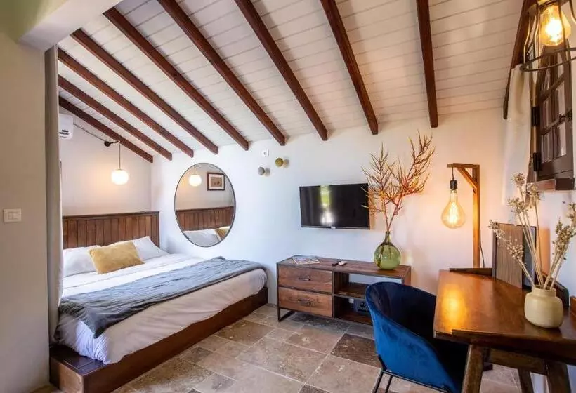 هتل The Paradise Peak Adults Only