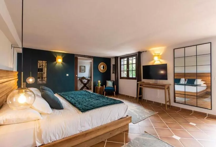 هتل The Paradise Peak Adults Only