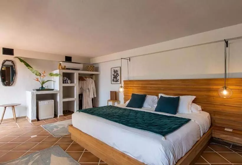 هتل The Paradise Peak Adults Only