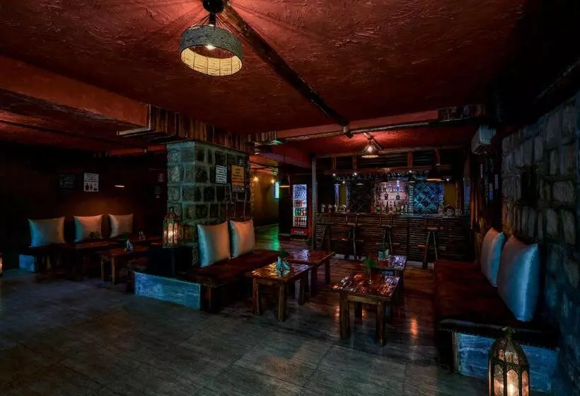 Hotelli Welcomheritage Jungle Home Pench