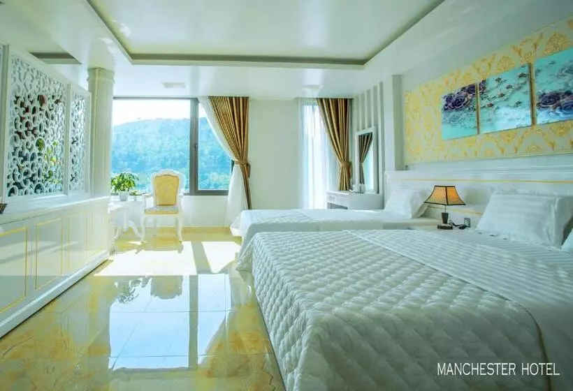 Manchester Hotel Ha Long