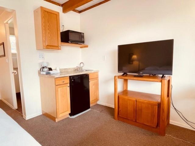 Pacific Motel And Rv