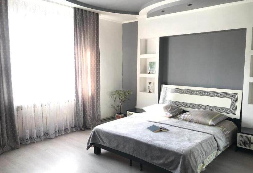 펜션 чотири сезони